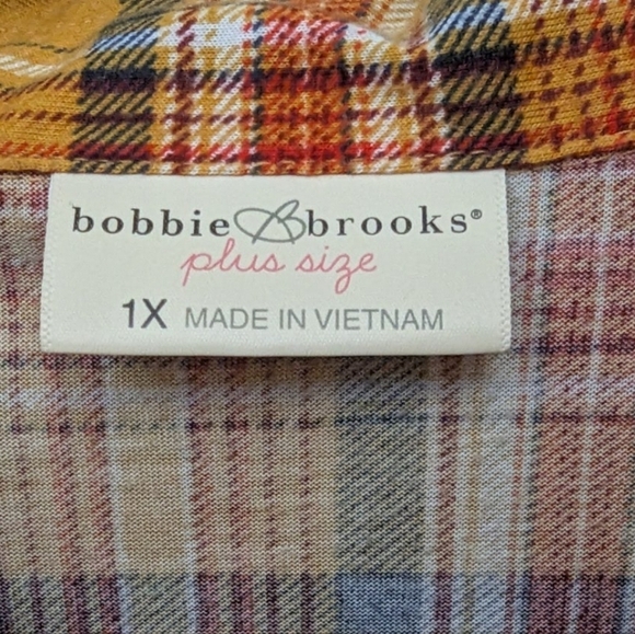 Bobbie Brooks 1X plus flannel look button down shirt in mustard - Picture 3 of 9